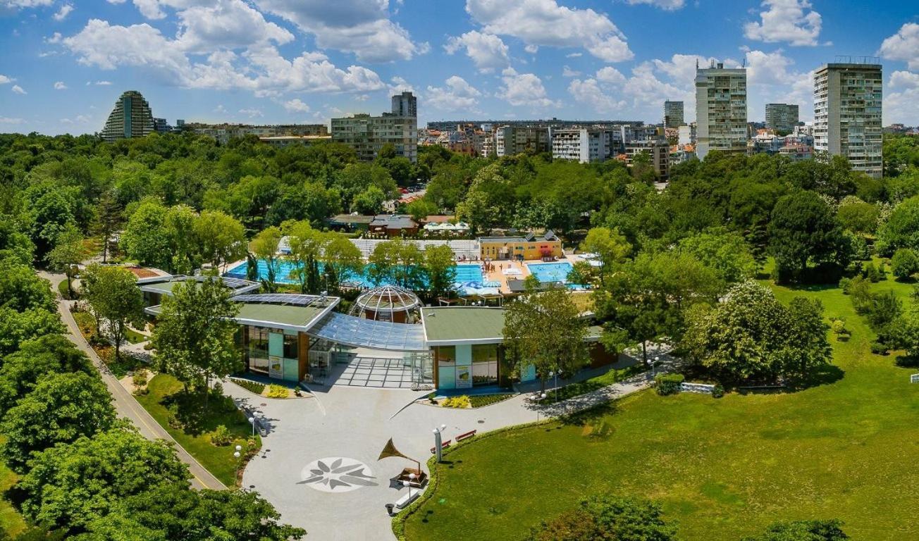 Seaview Lazur Apartment Burgas ภายนอก รูปภาพ